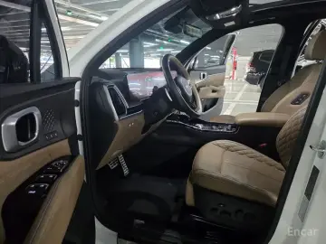 2025 Kia Sorento с пробегом 30 872 км