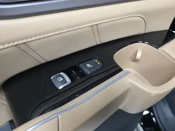 2024 Kia Sorento с пробегом 15 515 км