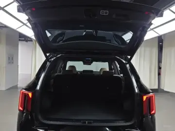 2024 Kia Sorento с пробегом 15 515 км