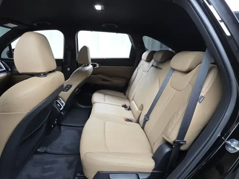 2024 Kia Sorento с пробегом 15 515 км