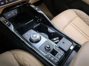 2023 Kia Sorento с пробегом 37 790 км