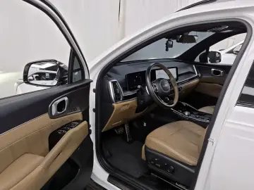 2023 Kia Sorento с пробегом 37 790 км