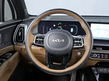 2023 Kia Sorento с пробегом 37 790 км
