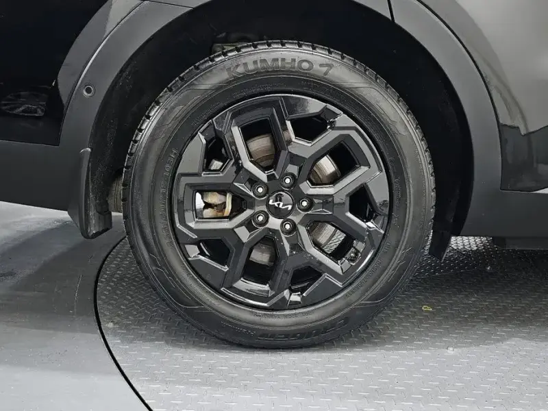 2024 Kia Sorento с пробегом 103 496 км