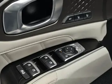 2024 Kia Sorento с пробегом 103 496 км