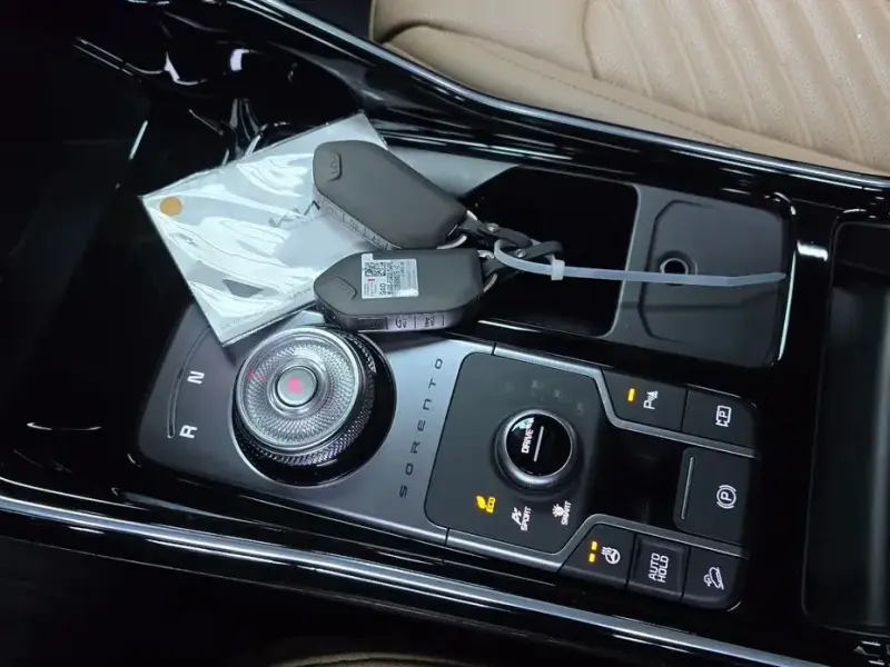 2023 Kia Sorento с пробегом 57 315 км