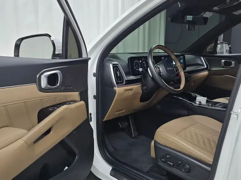 2023 Kia Sorento с пробегом 57 315 км
