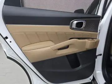 2023 Kia Sorento с пробегом 57 315 км