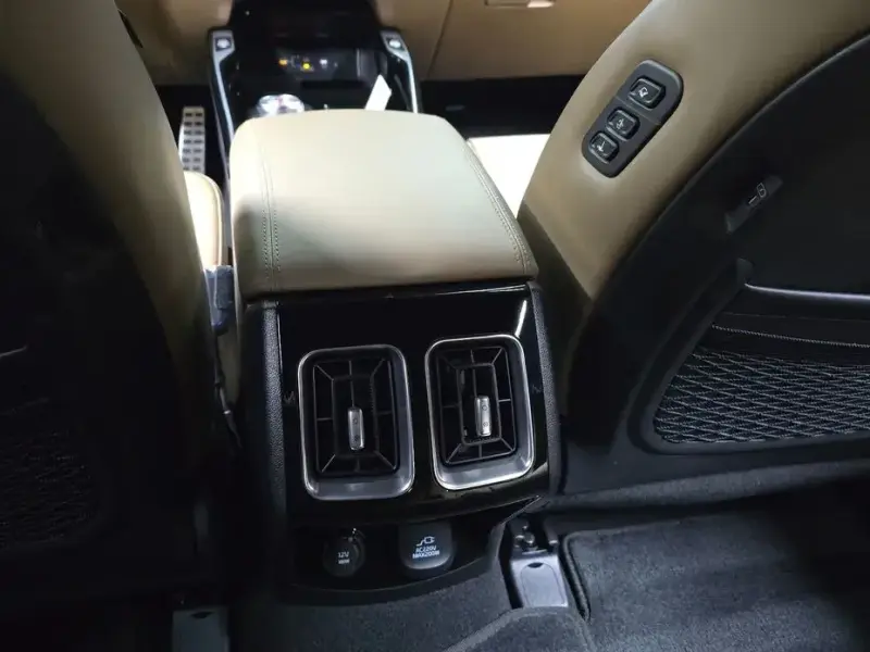 2023 Kia Sorento с пробегом 57 315 км