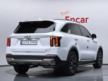 2024 Kia Sorento с пробегом 18 077 км