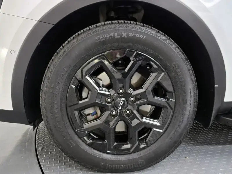 2024 Kia Sorento с пробегом 18 077 км