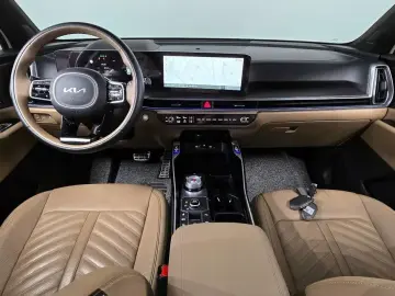 2024 Kia Sorento с пробегом 18 077 км