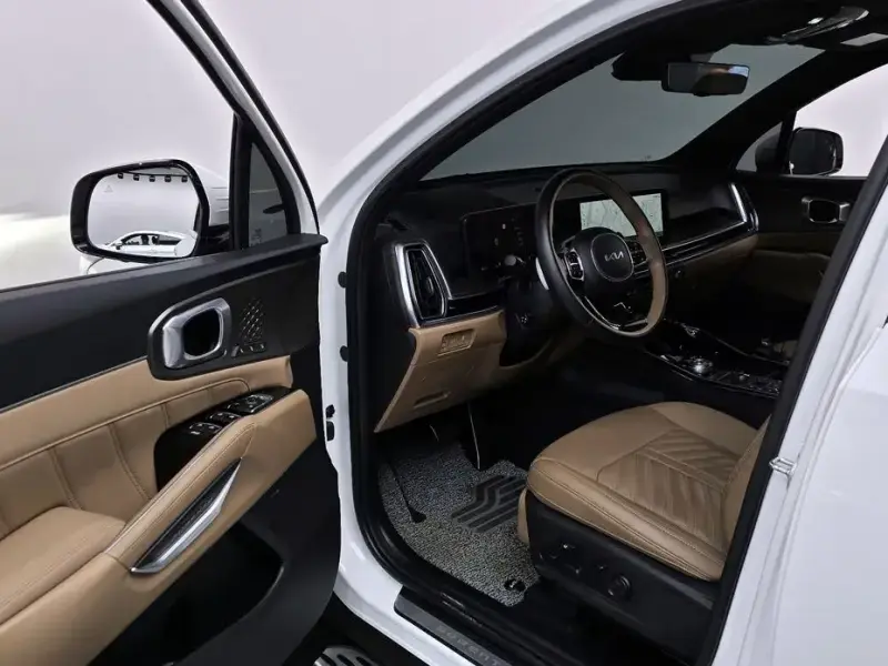 2024 Kia Sorento с пробегом 18 077 км