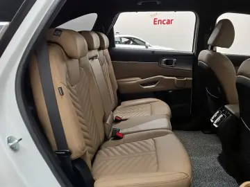 2024 Kia Sorento с пробегом 18 077 км