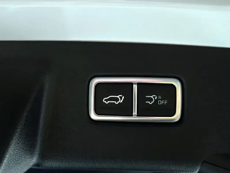 2024 Kia Sorento с пробегом 18 077 км