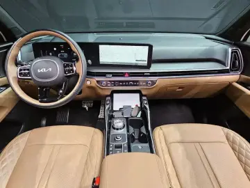 2024 Kia Sorento с пробегом 40 050 км