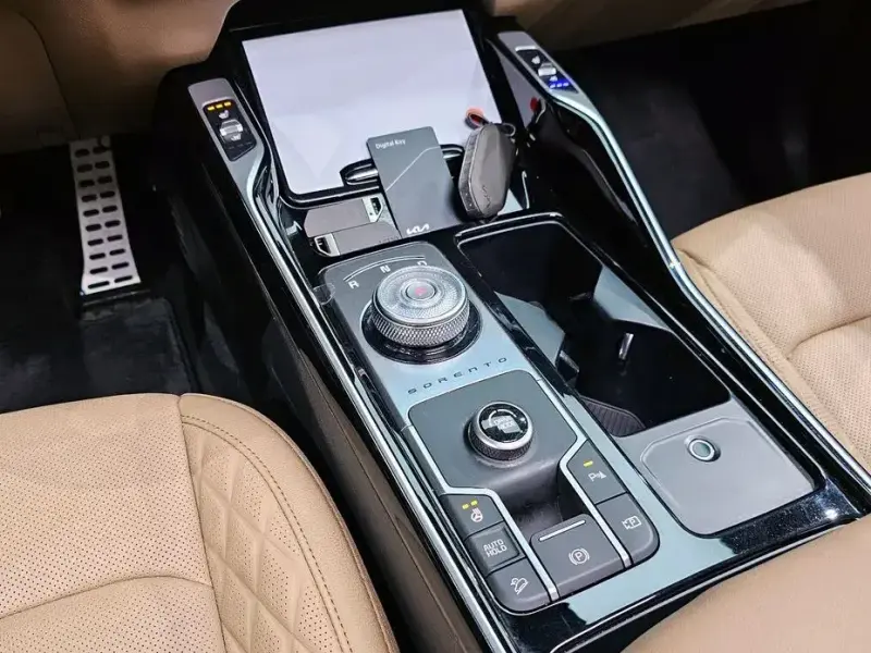 2024 Kia Sorento с пробегом 40 050 км
