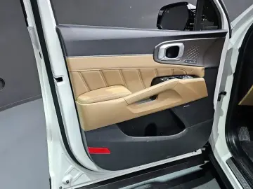 2024 Kia Sorento с пробегом 40 050 км
