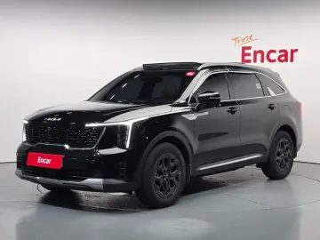 2025 Kia Sorento с пробегом 5 909 км