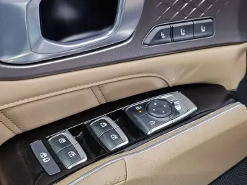 2024 Kia Sorento с пробегом 40 050 км