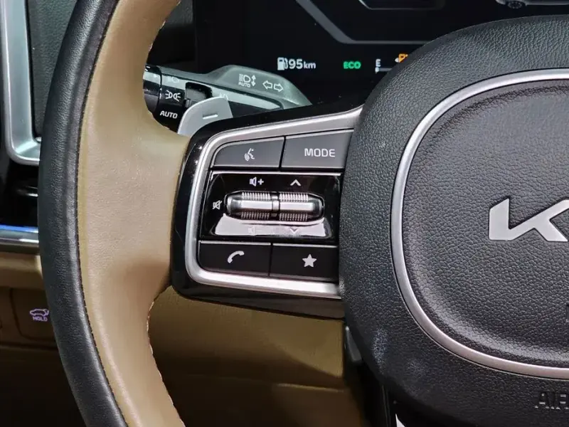 2024 Kia Sorento с пробегом 40 050 км