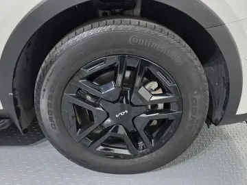 2024 Kia Sorento с пробегом 81 968 км