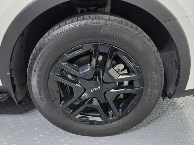 2024 Kia Sorento с пробегом 81 968 км