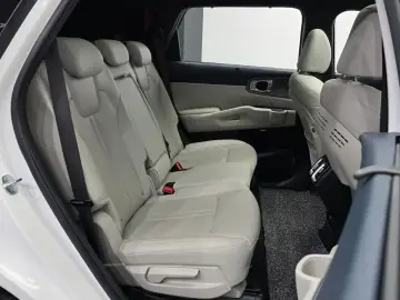 2024 Kia Sorento с пробегом 81 968 км