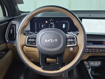 2023 Kia Sorento с пробегом 48 446 км