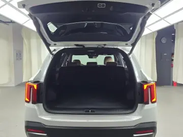 2023 Kia Sorento с пробегом 48 446 км