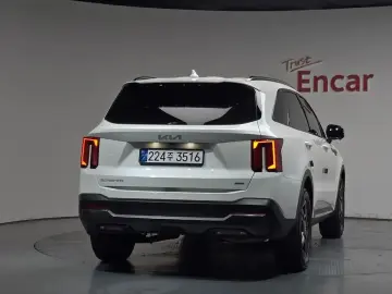 2024 Kia Sorento с пробегом 25 078 км