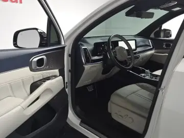 2024 Kia Sorento с пробегом 25 078 км