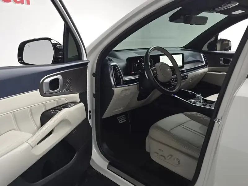 2024 Kia Sorento с пробегом 25 078 км