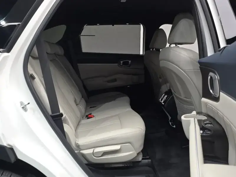 2024 Kia Sorento с пробегом 25 078 км