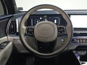 2024 Kia Sorento с пробегом 25 078 км