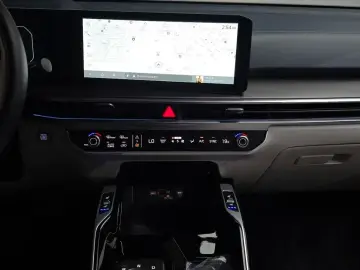 2024 Kia Sorento с пробегом 25 078 км