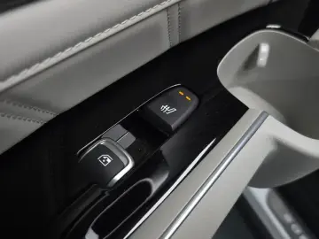 2024 Kia Sorento с пробегом 25 078 км