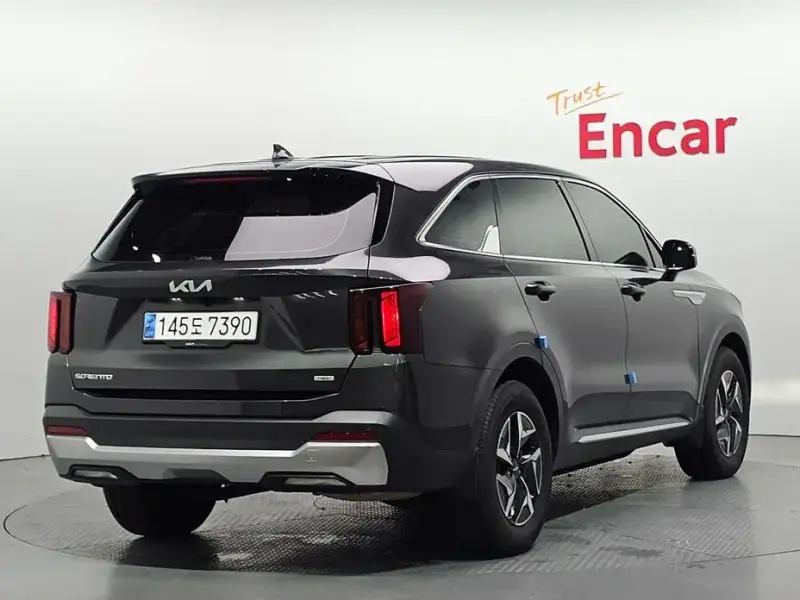 2024 Kia Sorento с пробегом 9 540 км
