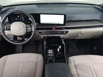 2024 Kia Sorento с пробегом 9 540 км