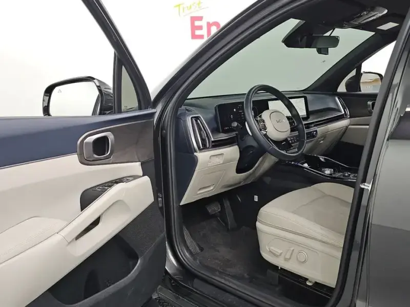 2024 Kia Sorento с пробегом 9 540 км