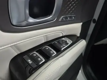 2024 Kia Sorento с пробегом 25 078 км