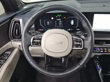2024 Kia Sorento с пробегом 9 540 км