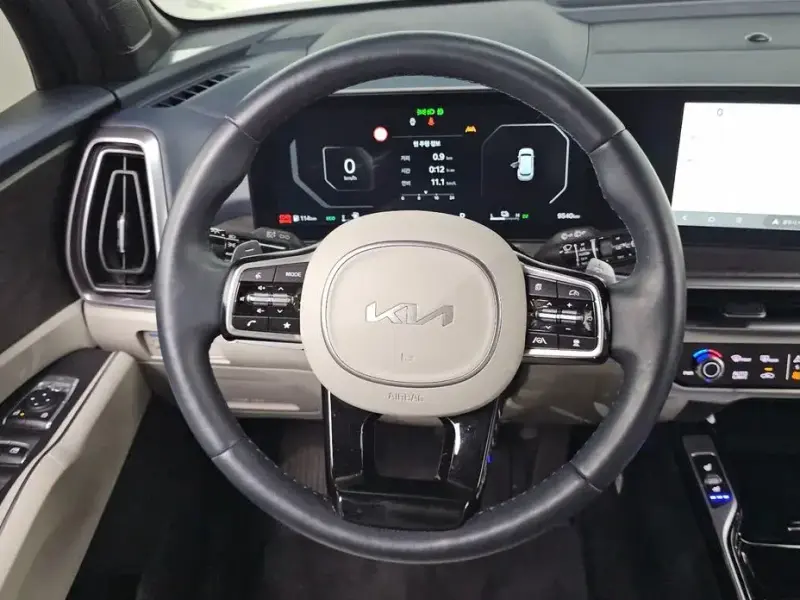 2024 Kia Sorento с пробегом 9 540 км