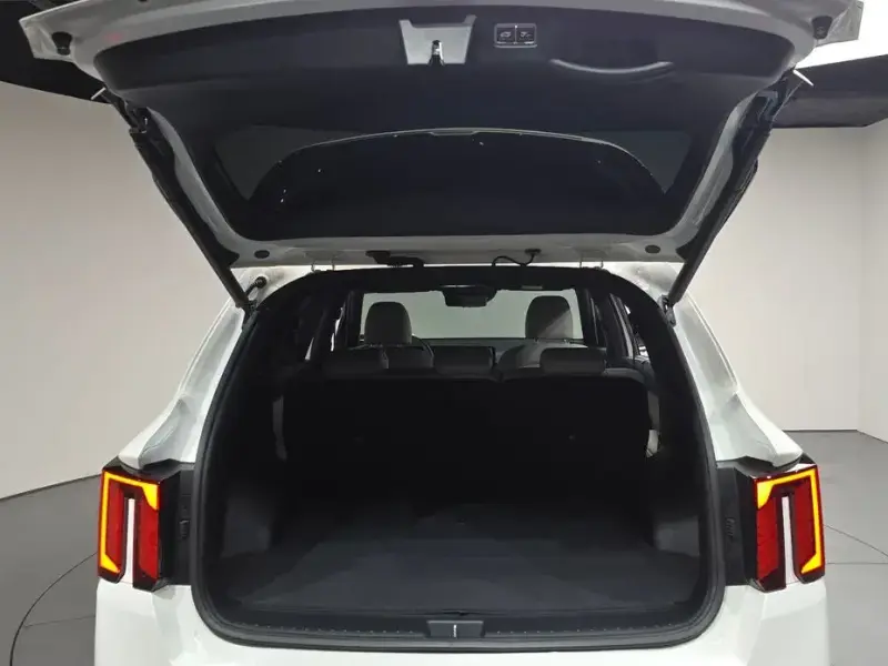 2024 Kia Sorento с пробегом 25 078 км