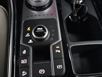 2024 Kia Sorento с пробегом 9 540 км