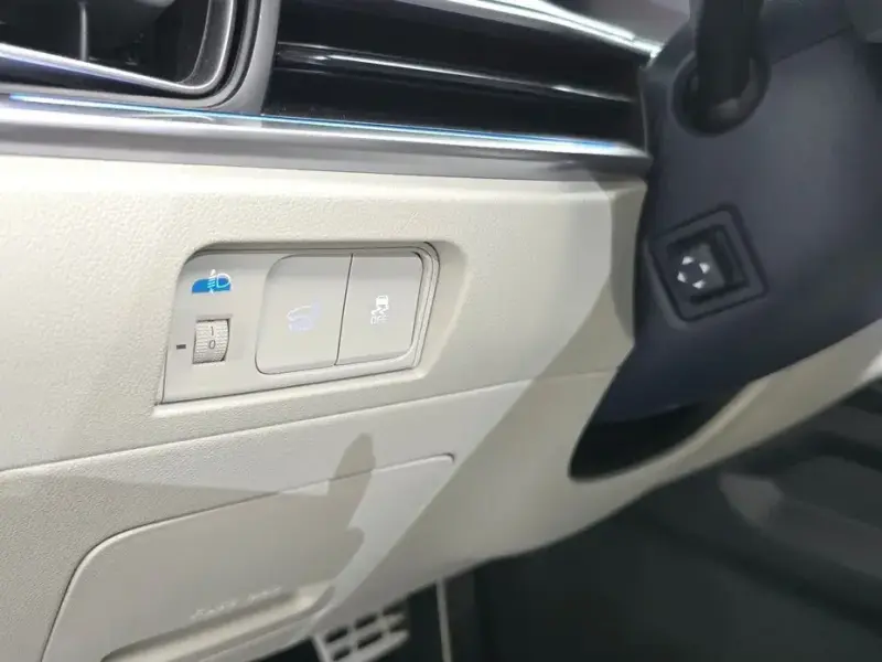 2024 Kia Sorento с пробегом 25 078 км