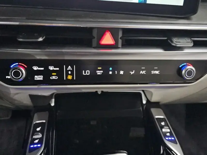 2024 Kia Sorento с пробегом 9 540 км