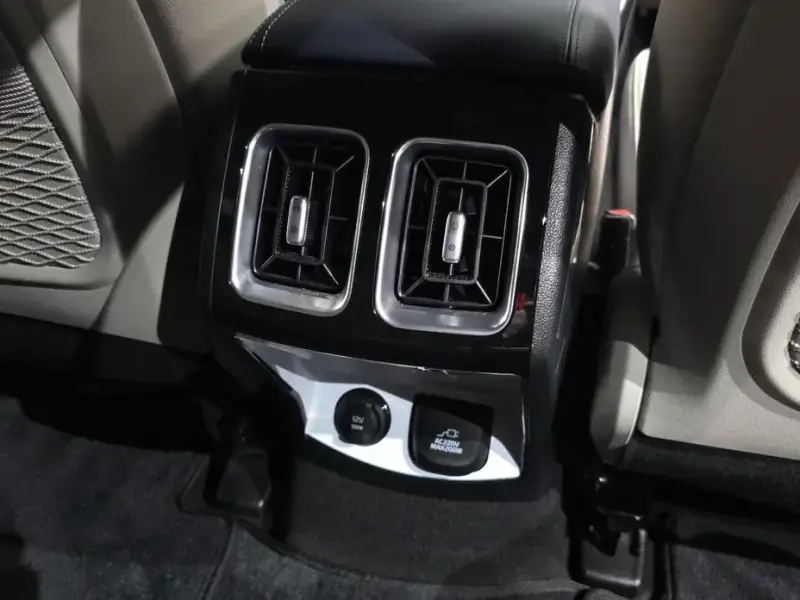 2024 Kia Sorento с пробегом 25 078 км