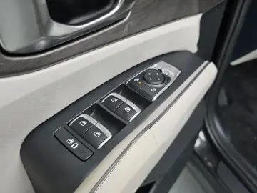 2024 Kia Sorento с пробегом 9 540 км