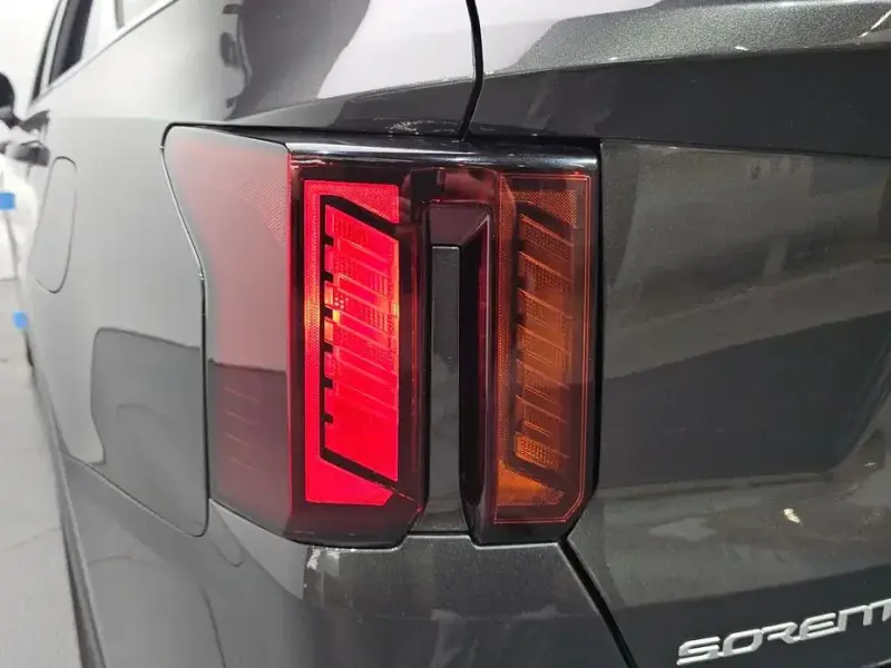 2024 Kia Sorento с пробегом 9 540 км